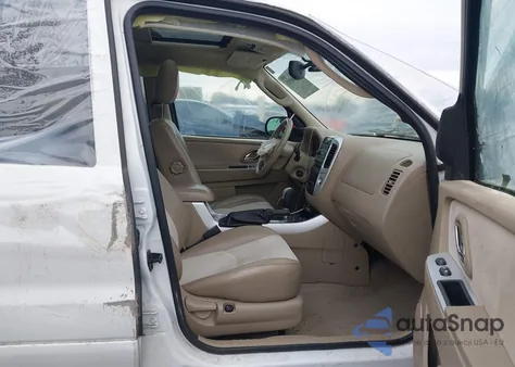 2005 Mercury Mariner Luxury/Premier from USA, damaged, VIN 4M2CU57125DJ24987